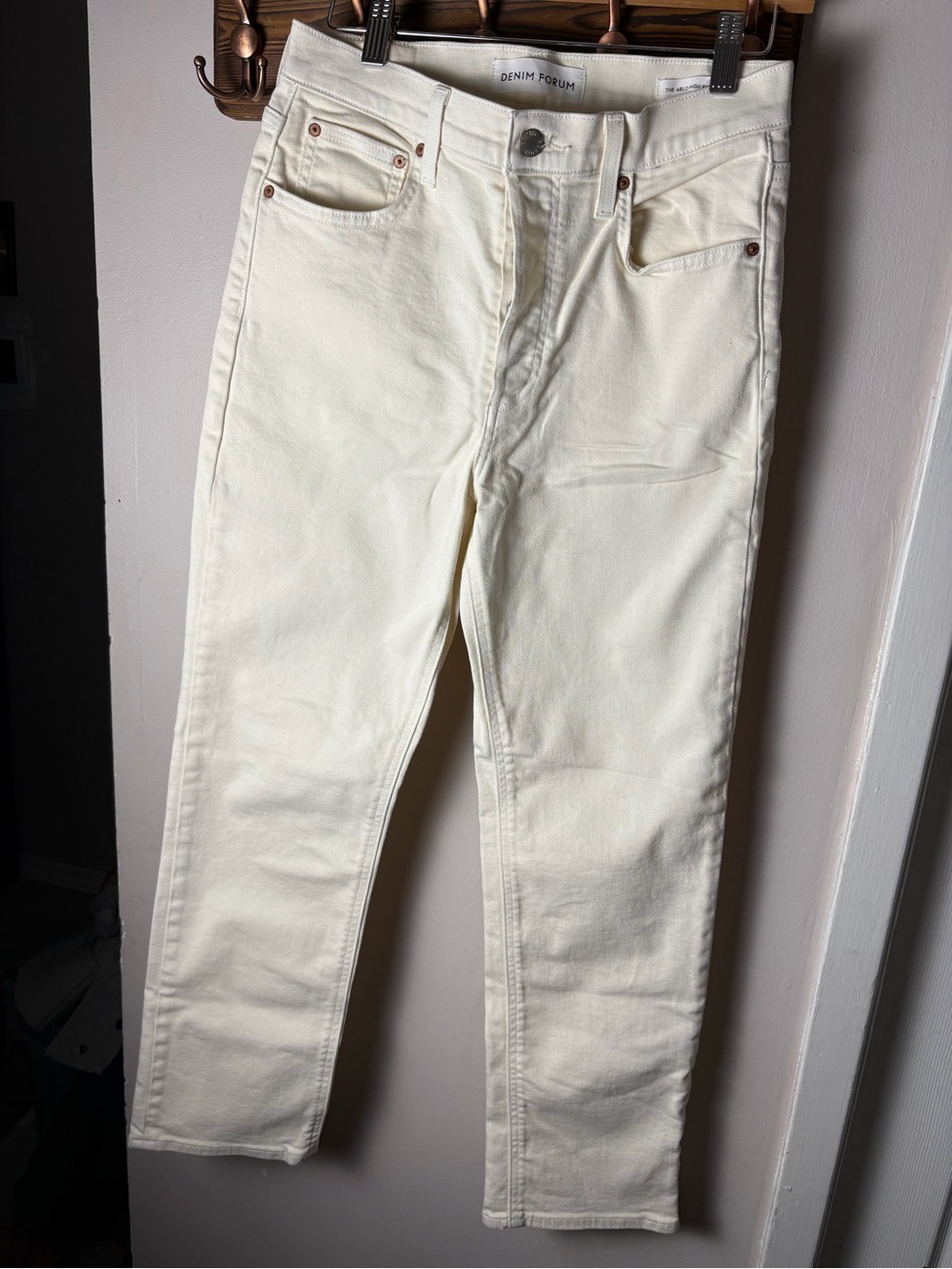 Denim Forum White Arlo High Rise Straight Jeans Size 28 Long